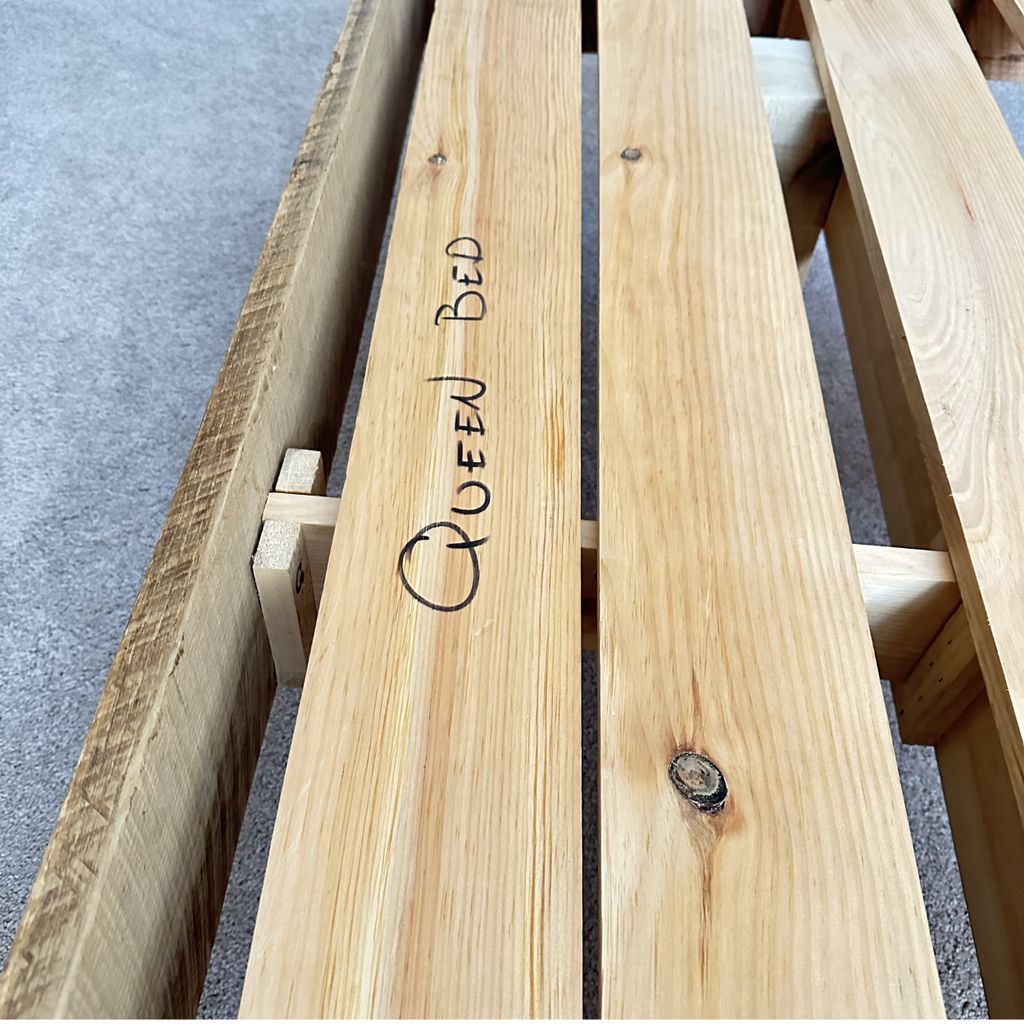 Reclaimed Wood Plank Farmhouse Bed - Queen