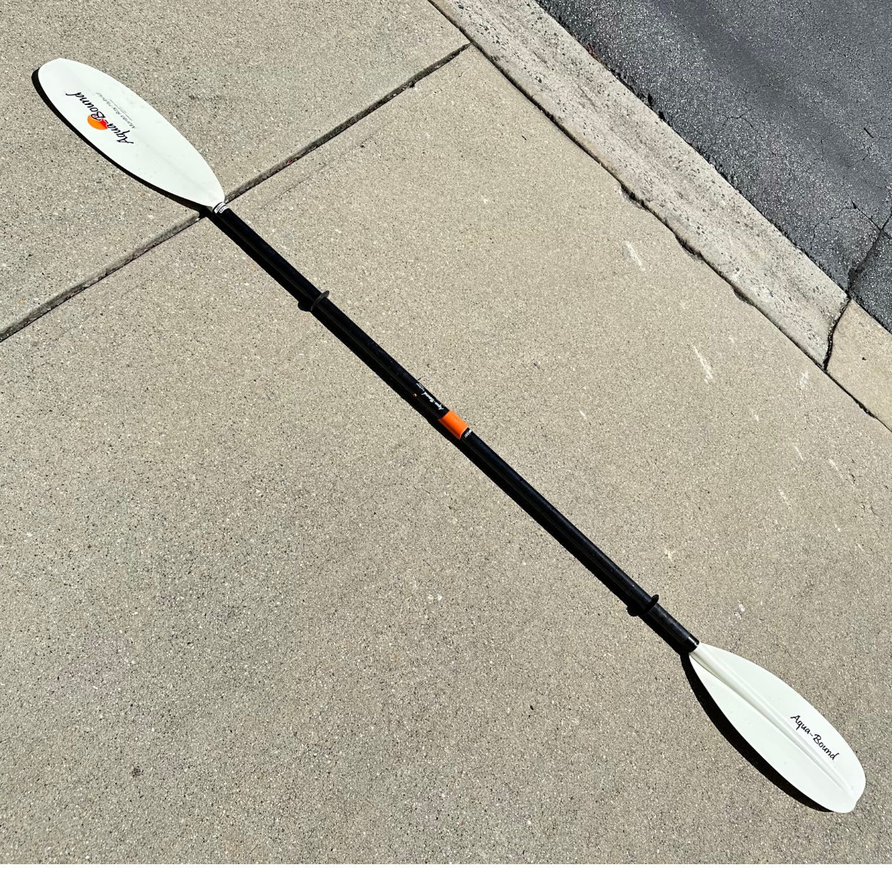 Aqua Bound Manta Ray Hybrid Paddle White FG Blade/Posi-Lok Carbon Shaft 2pc, White, 220 cm