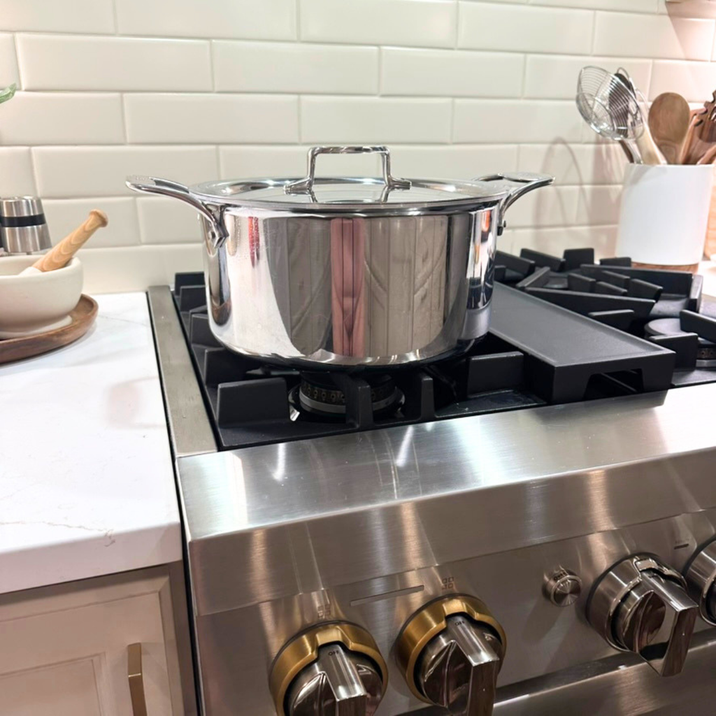 All-Clad D3 Stainless 3-ply Bonded Cookware, Stockpot with lid, 8 quart