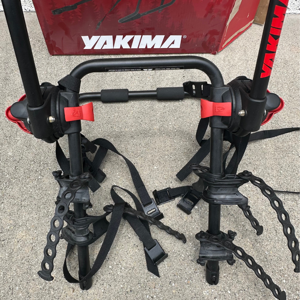 Yakima Hangout 2 Bike Rack + Yakima Tube Top Frame Adapter